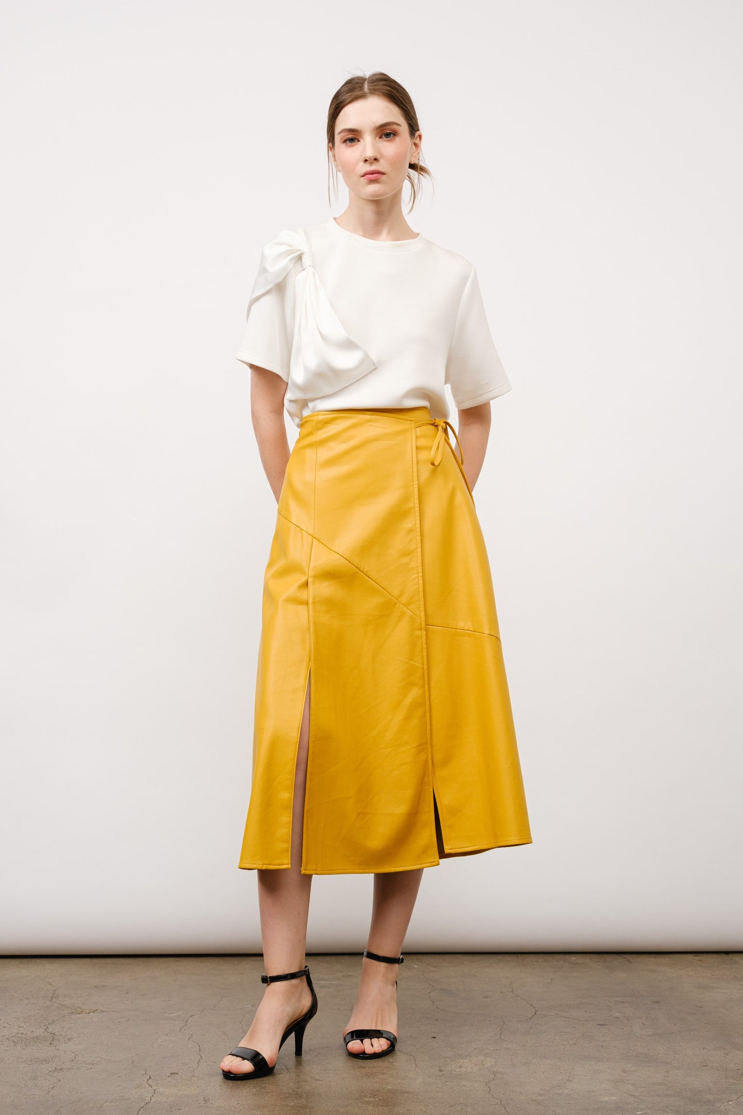 Canary Curve| Skirt